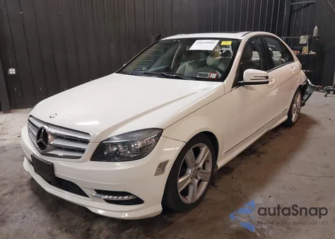 2011 Mercedes-Benz C 300 Luxury 4Matic/Sport 4Matic from USA, damaged, VIN WDDGF8BB6BR158597